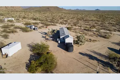 11989 Howard Rd, Yucca, AZ 86438 - Photo 12