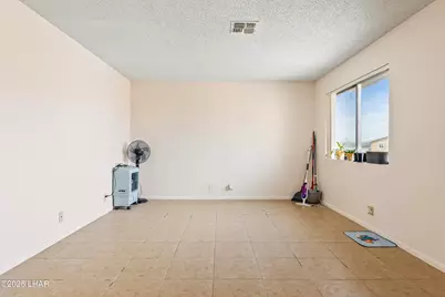 357 Rio Grande Ct, Bullhead City, AZ 86442 - Photo 4