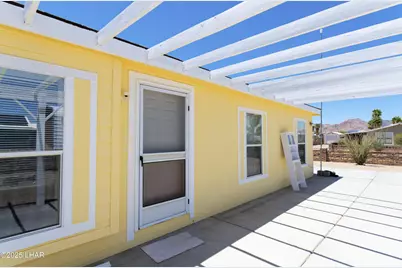 49583 Topaz Ave, Quartzsite, AZ 85346 - Photo 4