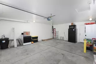 2444 Hummingbird Ln, Lake Havasu City, AZ 86403 - Photo 24