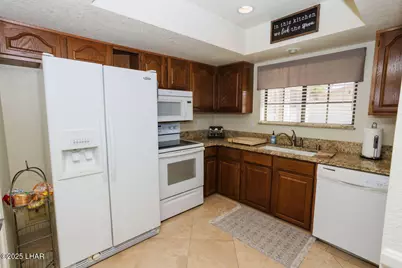 2910 Coconino Dr, Lake Havasu City, AZ 86406 - Photo 12