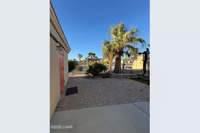 1905 Victoria Farms #117 Rd, Lake Havasu City, AZ 86404 - Photo 18
