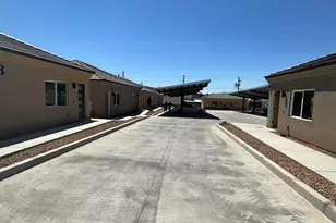 3556 Kearsage Dr, Lake Havasu City, AZ 86406 - Photo 2