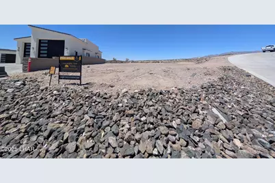 2435 Sunset Rdg Ct W, Lake Havasu City, AZ 86406 - Photo 6