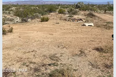 6 E Allison Dr, Yucca, AZ 86438 - Photo 20