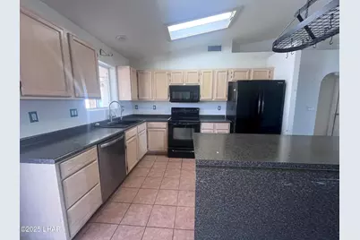 3419 Hassayampa Dr, Lake Havasu City, AZ 86406 - Photo 6