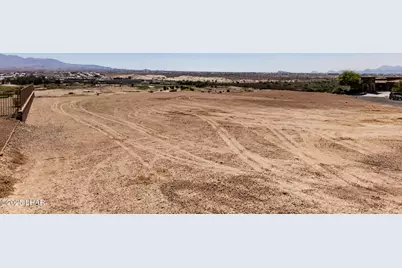 1818 E Deacon Dr, Lake Havasu City, AZ 86404 - Photo 1