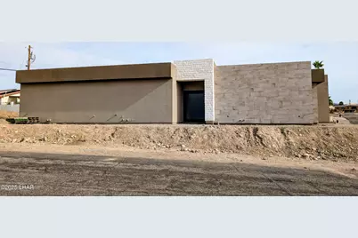 1811 Westport Dr, Lake Havasu City, AZ 86404 - Photo 2