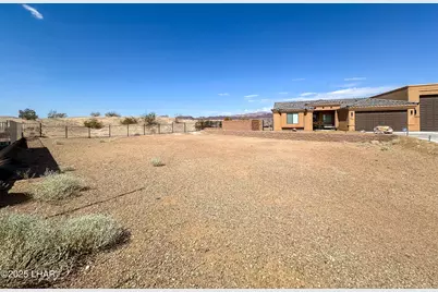 1911 E Troon Dr, Lake Havasu City, AZ 86404 - Photo 4