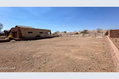 1911 E Troon Dr, Lake Havasu City, AZ 86404 - Photo 12