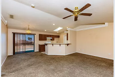 1495 Blackfoot Ln N, Lake Havasu City, AZ 86406 - Photo 2
