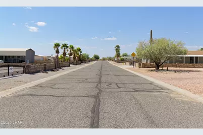 49600 Opal Ave, Quartzsite, AZ 85346 - Photo 20