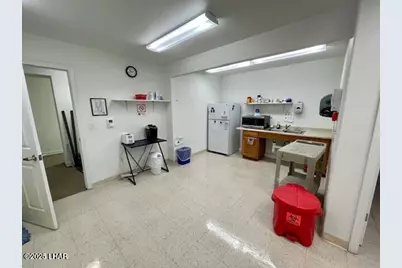 1407 McCulloch Blvd N, Lake Havasu City, AZ 86403 - Photo 6