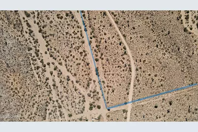 000 Holiday Rd, Yucca, AZ 86438 - Photo 4