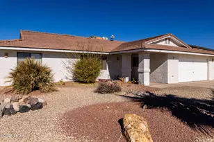 2929 Thistle Dr, Lake Havasu City, AZ 86406 - Photo 2