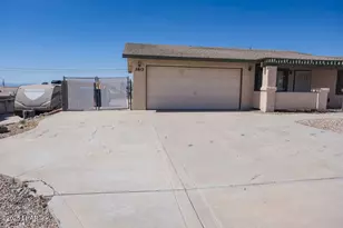 3913 Chemehuevi Blvd, Lake Havasu City, AZ 86406 - Photo 2