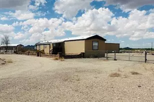 44357 Cactus St, Bouse, AZ 85325 - Photo 4