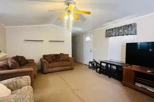 44357 Cactus St, Bouse, AZ 85325 - Photo 8