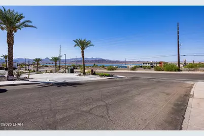 1711 Combat Dr #12, Lake Havasu City, AZ 86403 - Photo 42