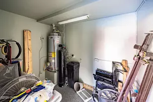 1711 Combat Dr, Lake Havasu City, AZ 86403 - Photo 24