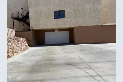 1910 Swanson Ave #A-22, Lake Havasu City, AZ 86403 - Photo 2
