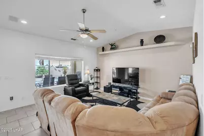 211 Freer Ct, Lake Havasu City, AZ 86406 - Photo 8