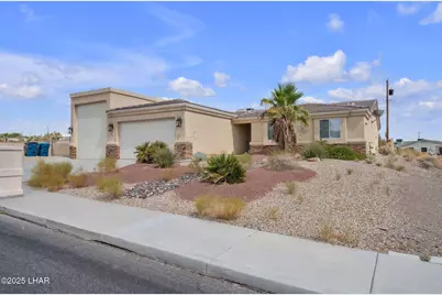 211 Freer Ct, Lake Havasu City, AZ 86406 - Photo 2
