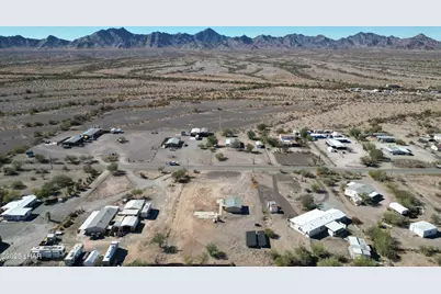 52411 Century Dr, Quartzsite, AZ 85346 - Photo 10
