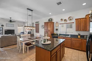 1915 Savannah Dr, Lake Havasu City, AZ 86404 - Photo 10