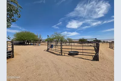 2576 E Calle Chavez Rd, Kingman, AZ 86409 - Photo 50