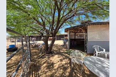 2576 E Calle Chavez Rd, Kingman, AZ 86409 - Photo 54