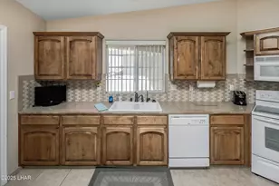 870 Desert View Dr, Lake Havasu City, AZ 86404 - Photo 12