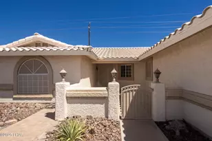 870 Desert View Dr, Lake Havasu City, AZ 86404 - Photo 2