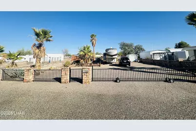 200 N Moon Mountain Ave 32, Quartzsite, AZ 85346 - Photo 8