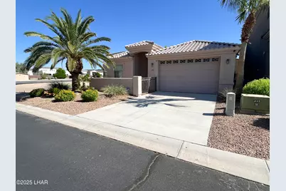 745 Malibu Dr, Lake Havasu City, AZ 86403 - Photo 2