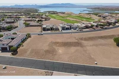 1853 E Tradition Ln, Lake Havasu City, AZ 86404 - Photo 12