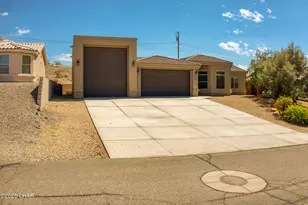 3072 Caravan Dr, Lake Havasu City, AZ 86404 - Photo 1