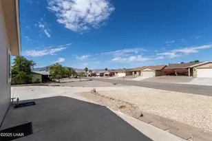 1989 Folzman Dr, Lake Havasu City, AZ 86404 - Photo 30