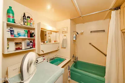 7831 S Cardinal Dr, Mohave Valley, AZ 86440 - Photo 12