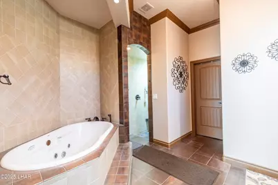 3240 Crater Dr, Lake Havasu City, AZ 86404 - Photo 22