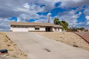 2737 Triton Ln, Lake Havasu City, AZ 86403 - Photo 2