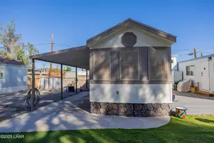 8020 Riverside Dr, Parker, AZ 85344 - Photo 14