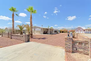 49566 Topaz Ave, Quartzsite, AZ 85346 - Photo 2