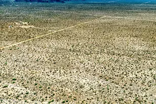 3607 S Kit Carson Rd, Yucca, AZ 86438 - Photo 16