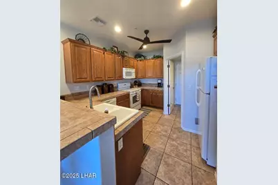 3470 Kearsage Dr #E102, Lake Havasu City, AZ 86406 - Photo 16