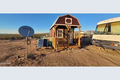 3485 E Cholla Dr, Yucca, AZ 86438 - Photo 10