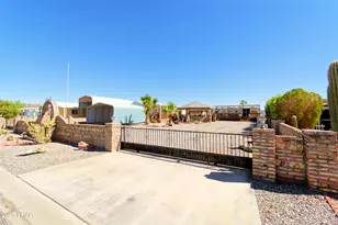 49565 Ruby Ave, Quartzsite, AZ 85346 - Photo 2