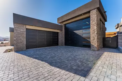 2517 Flat Irons Ln, Lake Havasu City, AZ 86406 - Photo 4