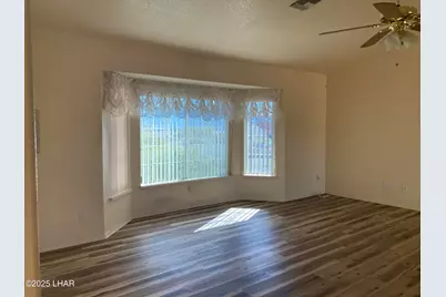 2821 Indian Pipe Dr, Lake Havasu City, AZ 86406 - Photo 2