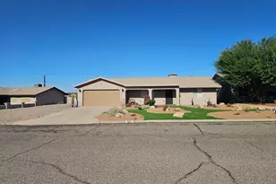 1041 Rolling Hills Dr, Lake Havasu City, AZ 86406 - Photo 1